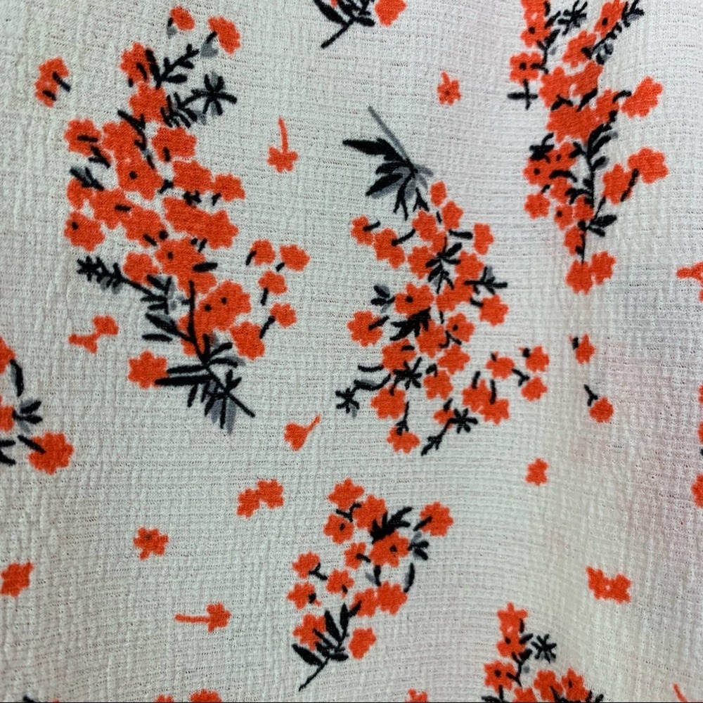 Nordstrom MELLODAY Ruffle Trim Neck Front Button Floral Print Top Size S - Picture 8 of 10